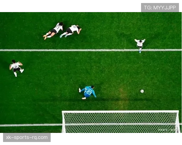 点球补射规则拆解：什么时候允许球员第二次射门？